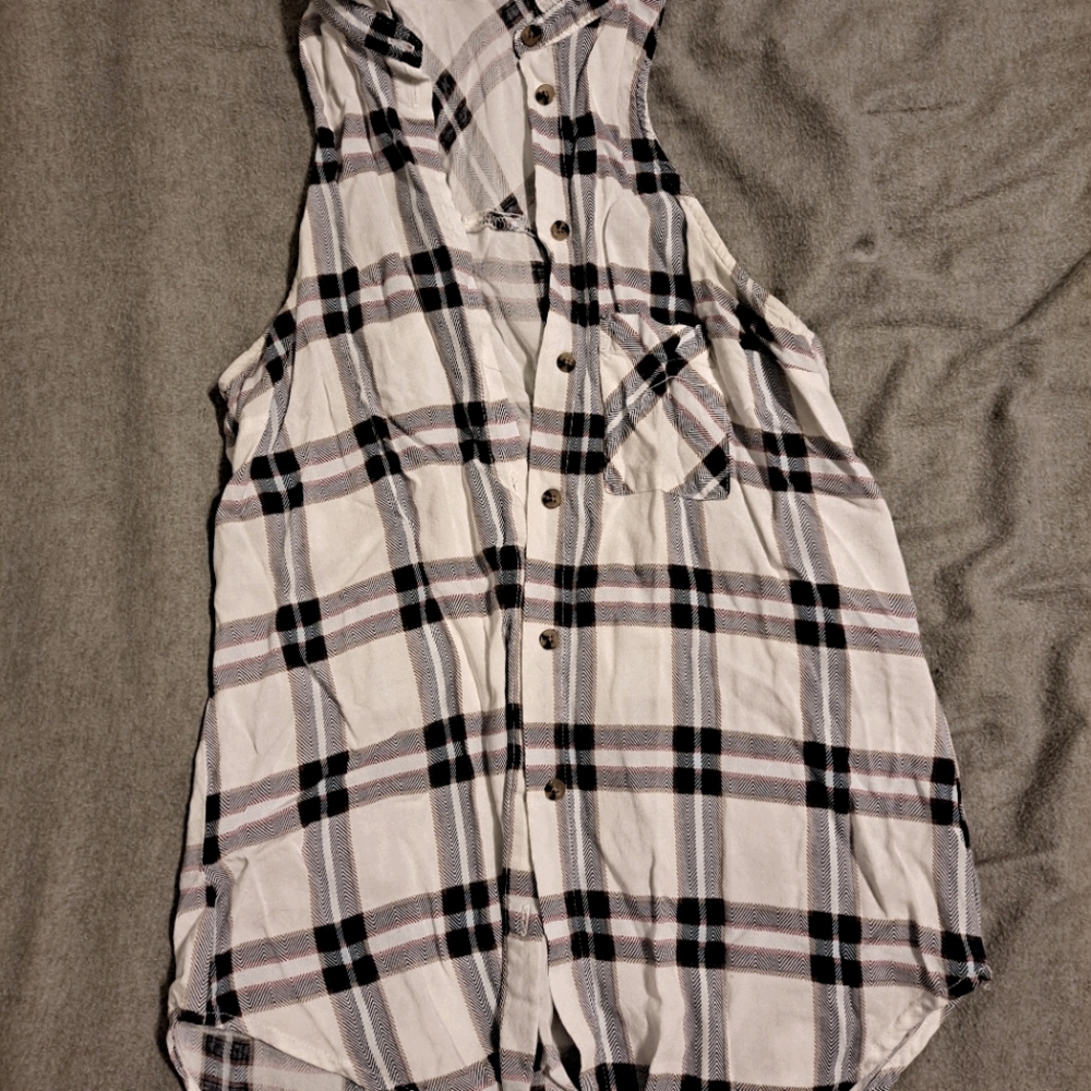 Charlotte russe button up